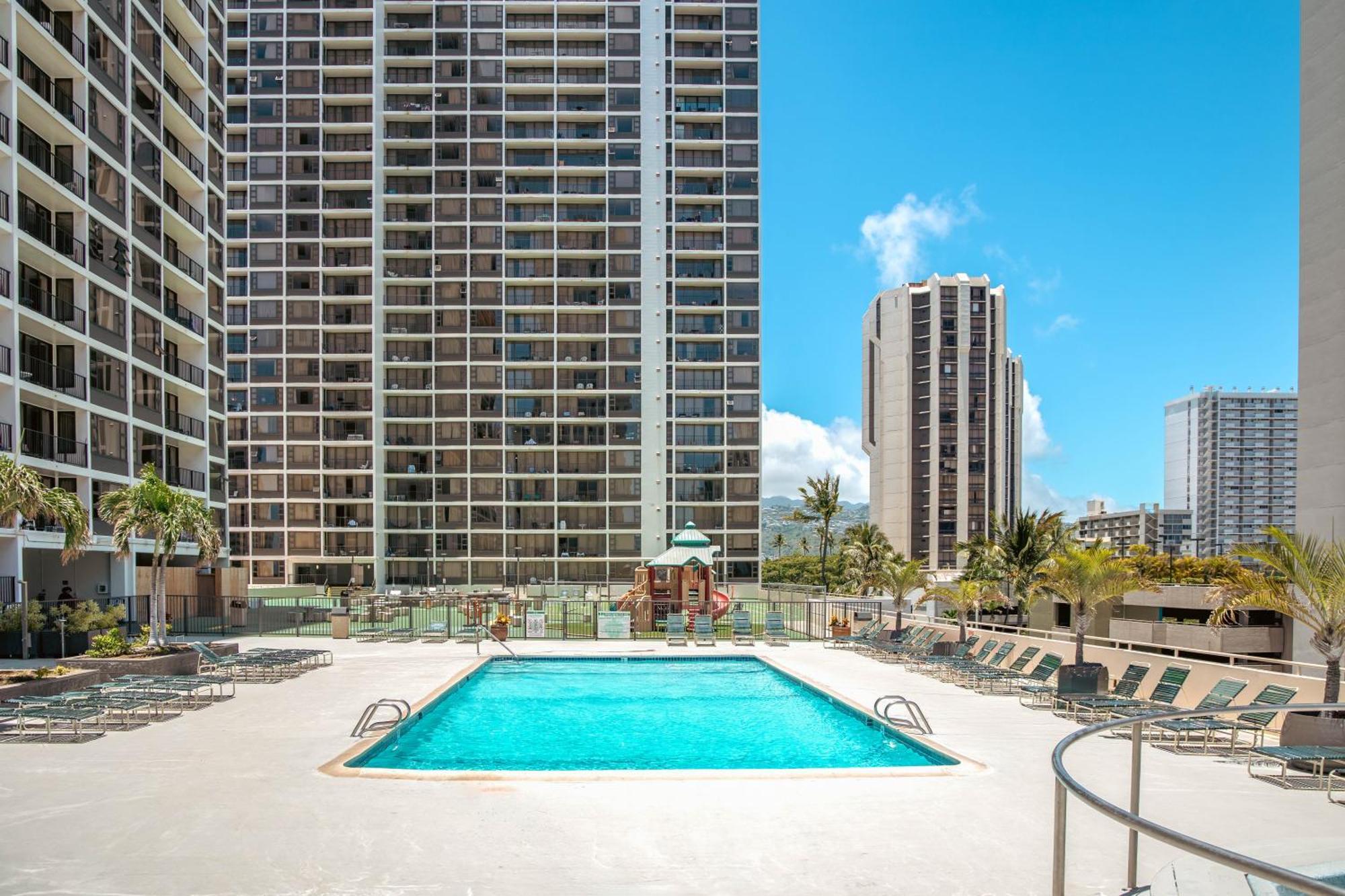 Apartamento Beautiful 1Br, Steps To Waikiki Beach And Parking Honolulu Exterior foto